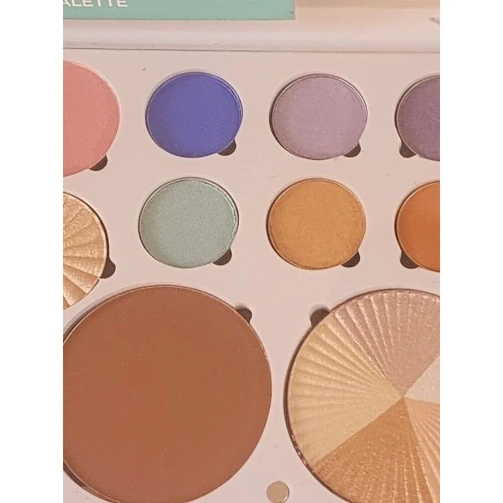 Ofra Pro Full Face Palette Free Spirit 14 Powder Shades Contour Eyeshadow Blush